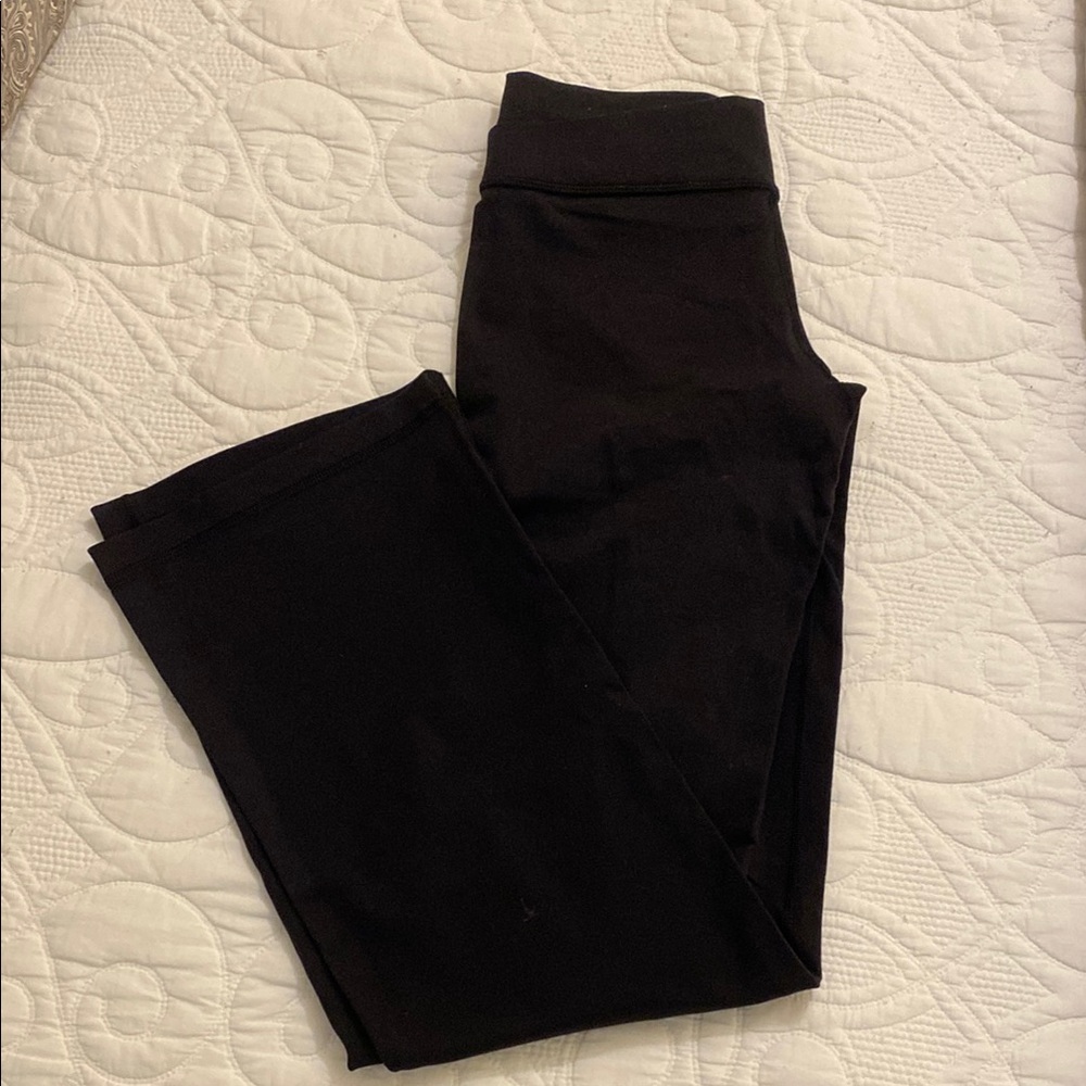 Black High-Waisted Yoga Pants